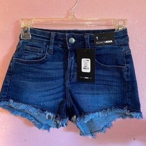 Fashion nova shorts